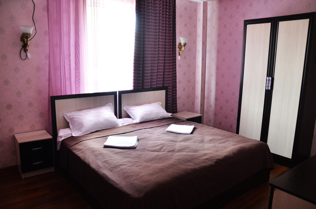 Voyage Hotel Bishkek Quarto foto