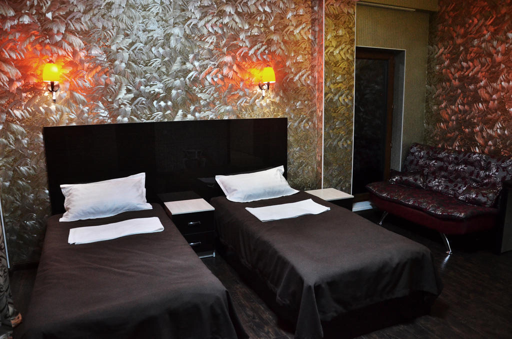 Voyage Hotel Bishkek Quarto foto