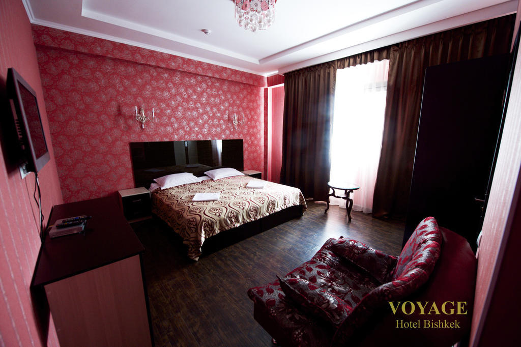 Voyage Hotel Bishkek Quarto foto