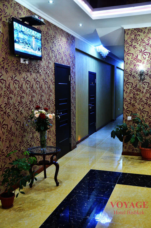 Voyage Hotel Bishkek Exterior foto